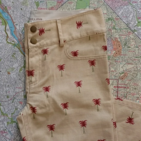 Alice + Olivia Palm Tree Print Pant - Picture 2 of 7